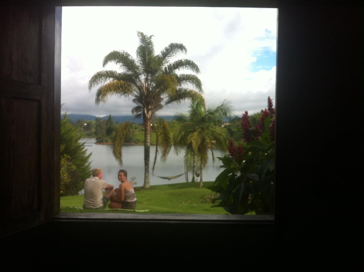 Casa Finca Tipica The Lake Hotel Guatapé Exterior foto